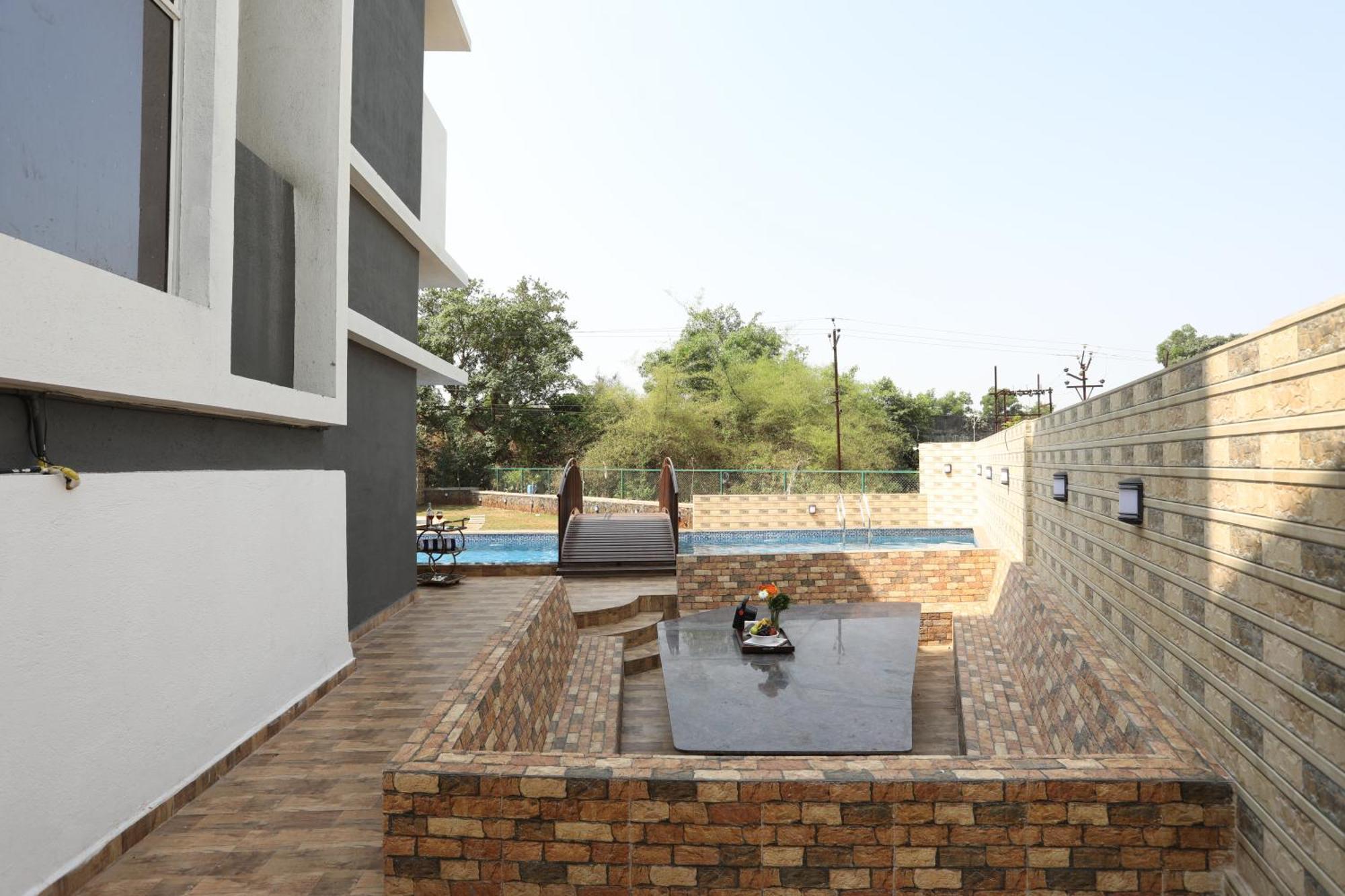 Casa Lola Lonavala Exterior foto